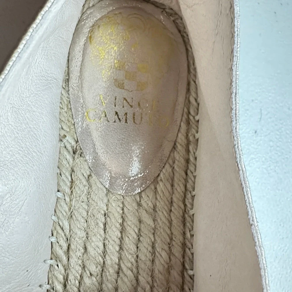 Vince Camuto no significant